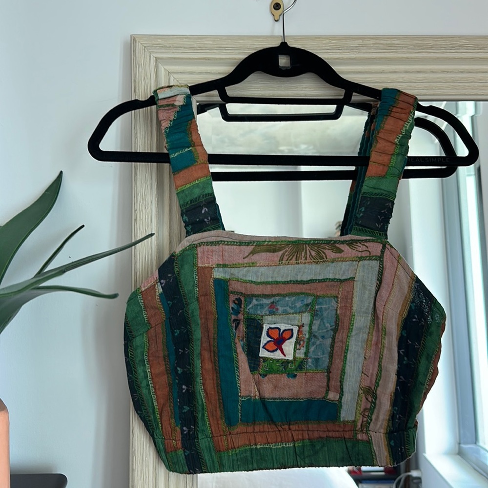 NWT URBAN OUTFITTERS green cropped tank top (small) ✨